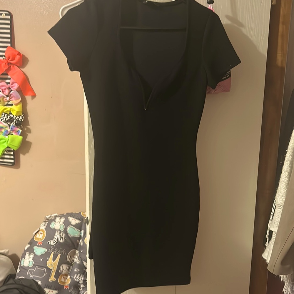 Gorgeous dress, great quality material
